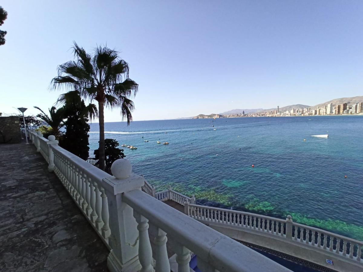 Estudio Primera Linea Con Acceso Privado Al Mar Benidorm Exteriör bild